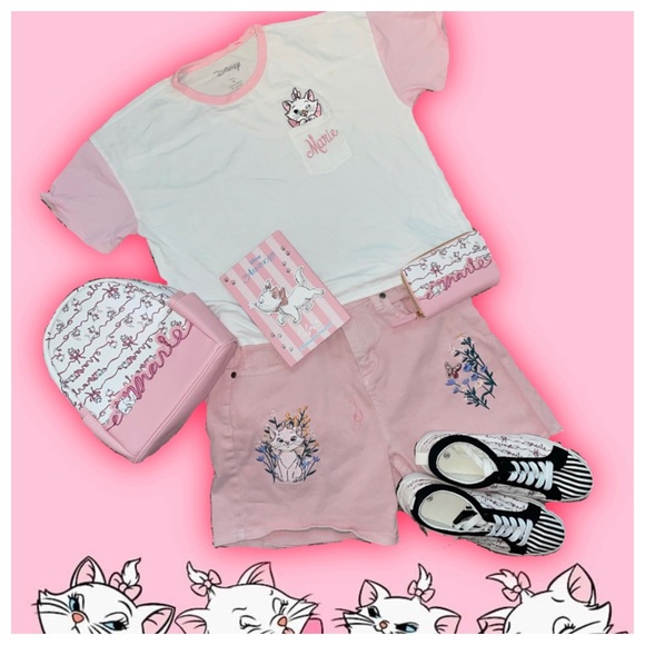 Disney The Aristocats Pink Denim Shorts - Picture 4 of 4